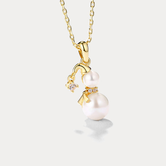 Snowman Pearl Necklace