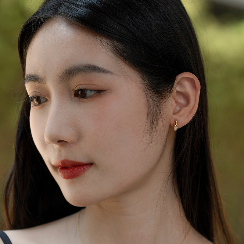 Gold Conch Shell Earrings