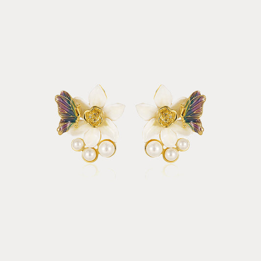 Daffodils Stud Earrings With Butterfly