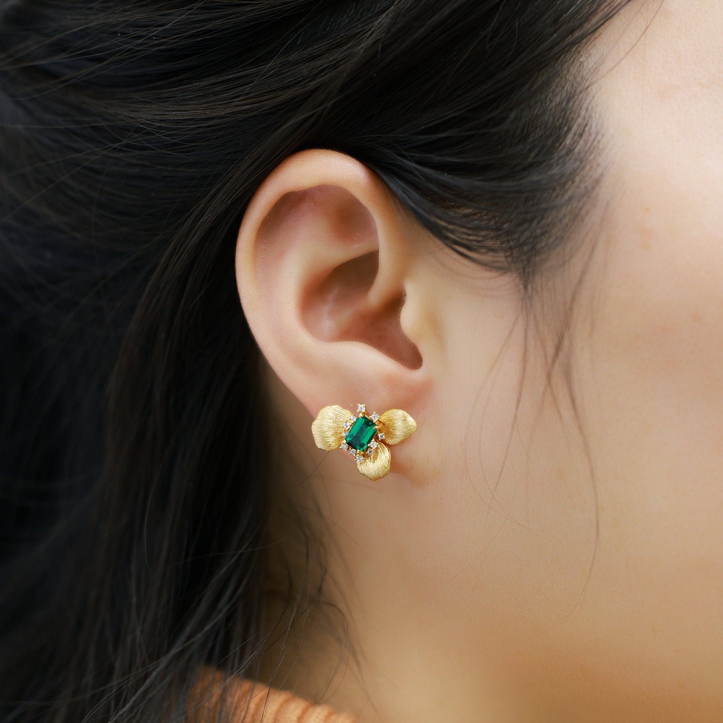 Emerald Flower Stud Earrings