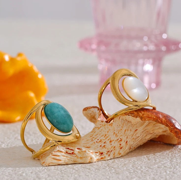 Horizon - Amazonite / Mother of Pearl Gold Ring