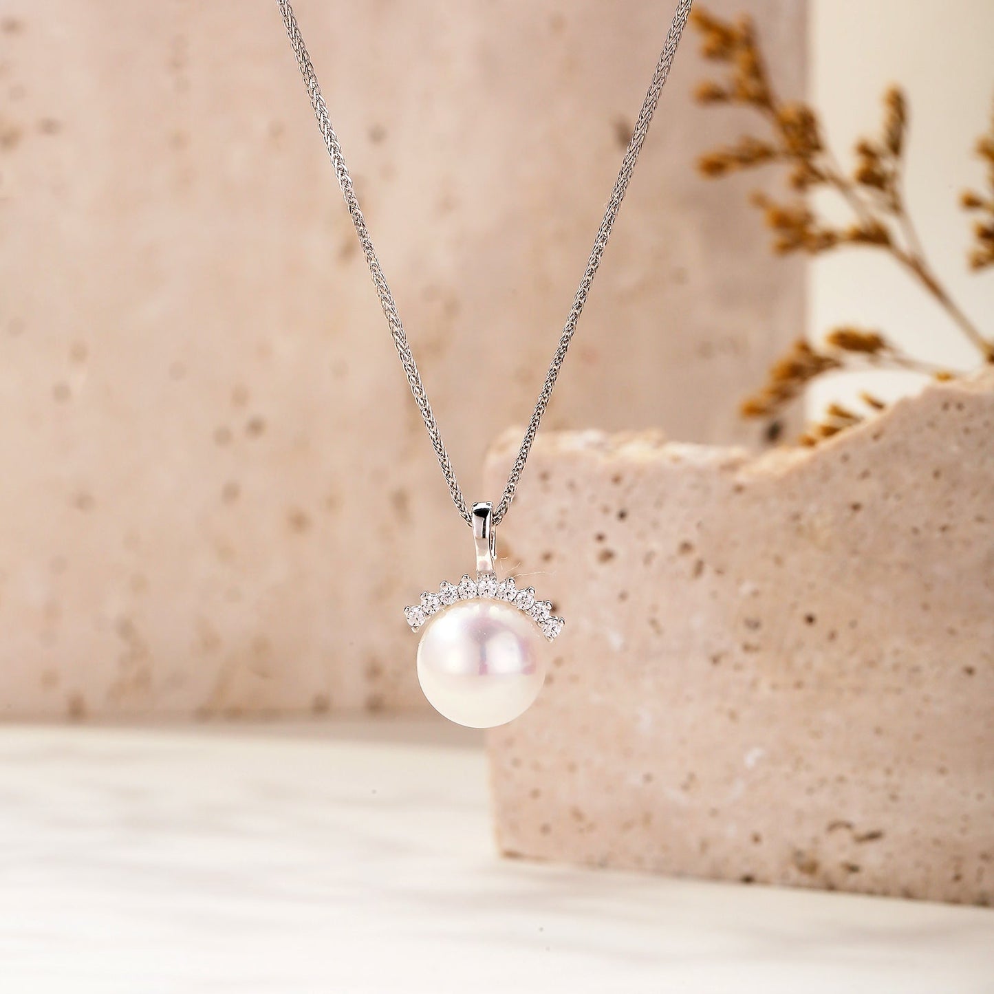 Freshwater Pearl Pendant Necklace