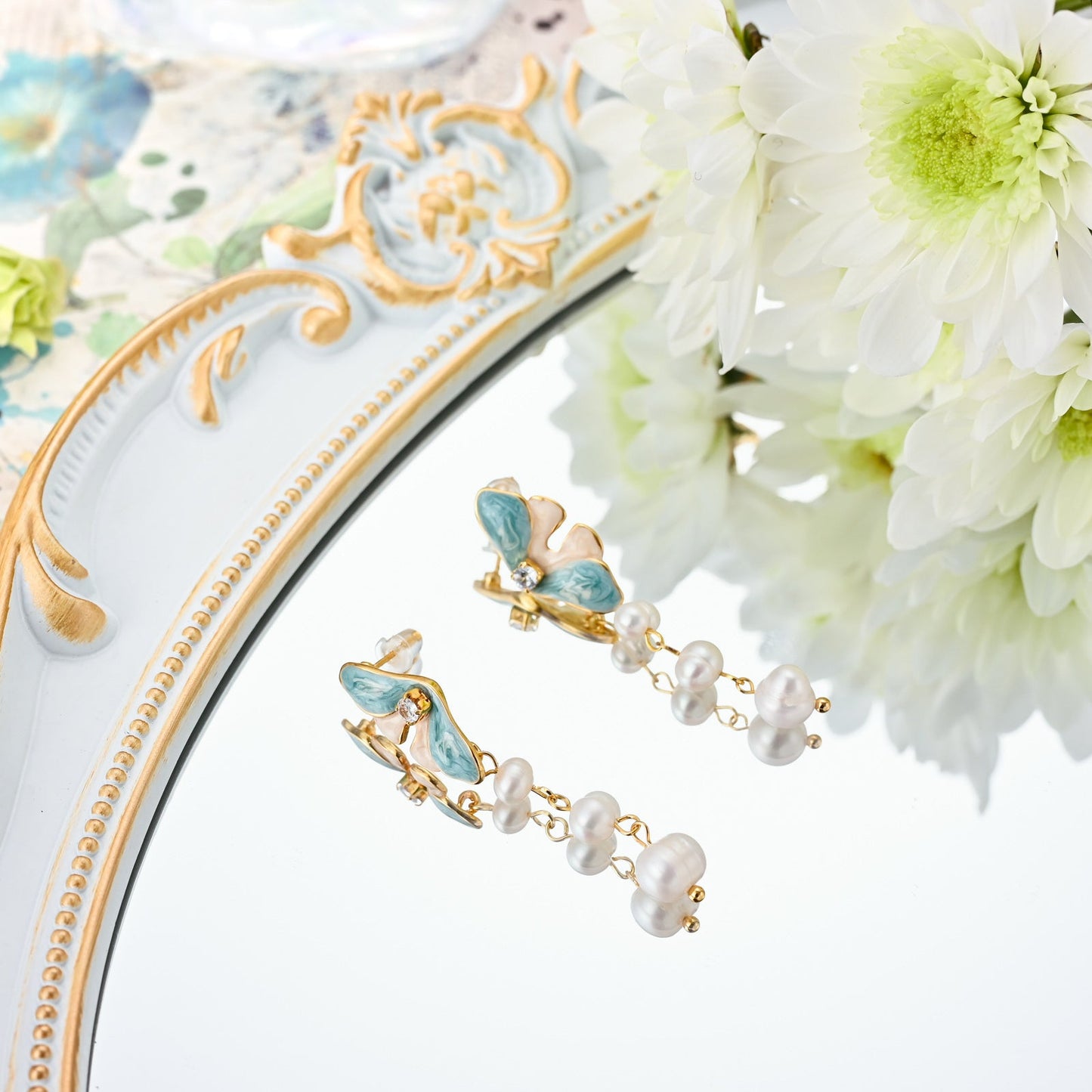 Butterfly Pearl Dangling Earrings