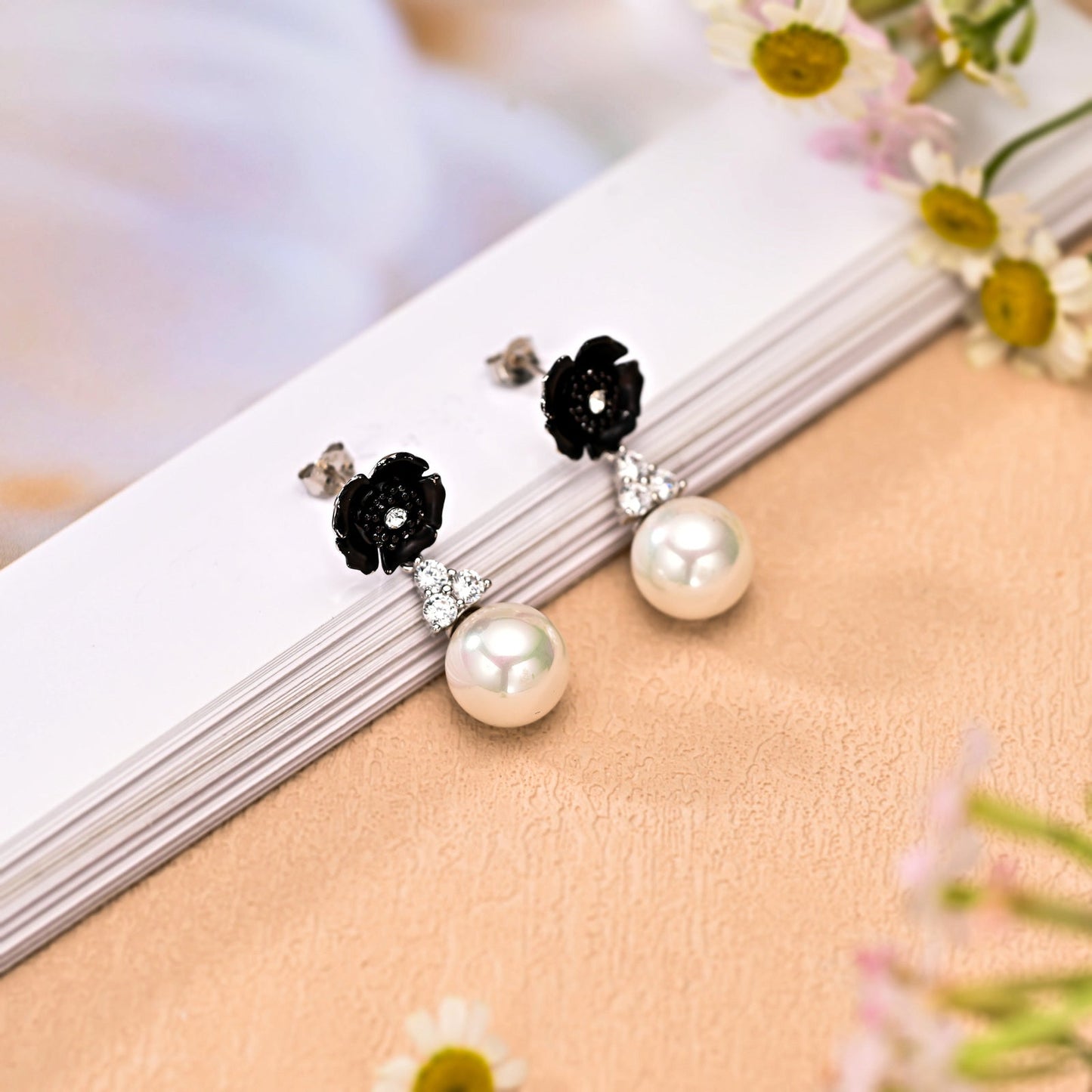 Black Flower Pearl Earrings