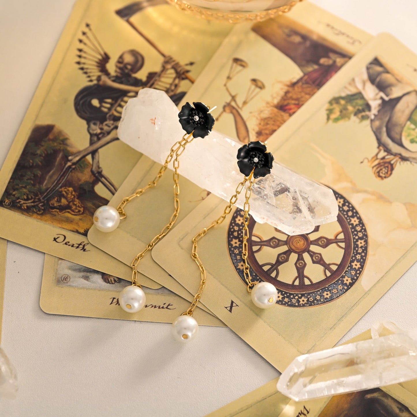 Black Flower Pearl Earrings