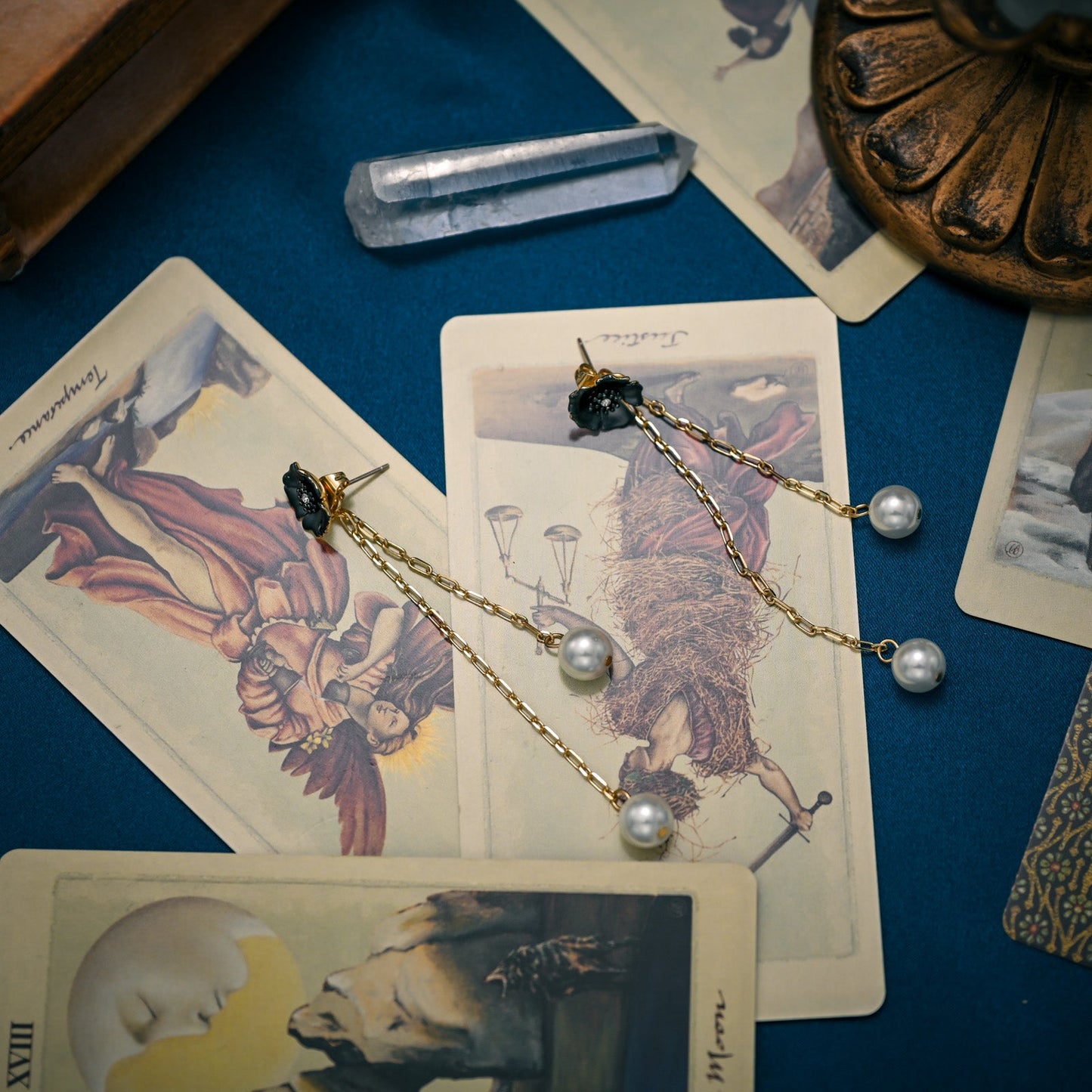 Black Flower Pearl Earrings