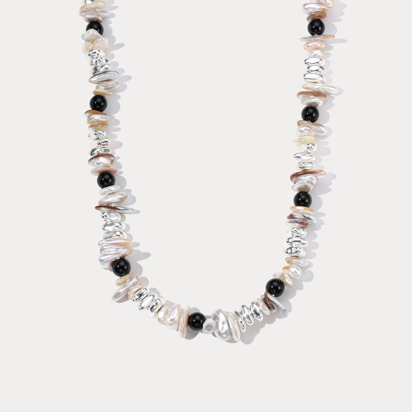 Black and White Pearl Silver Necklace
