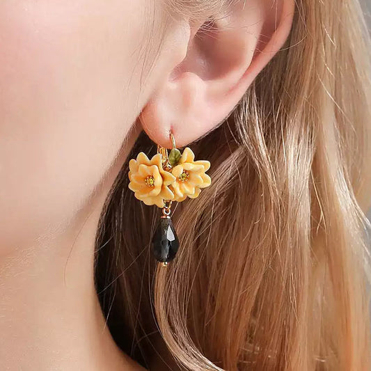 Gardenia Dangling Earrings