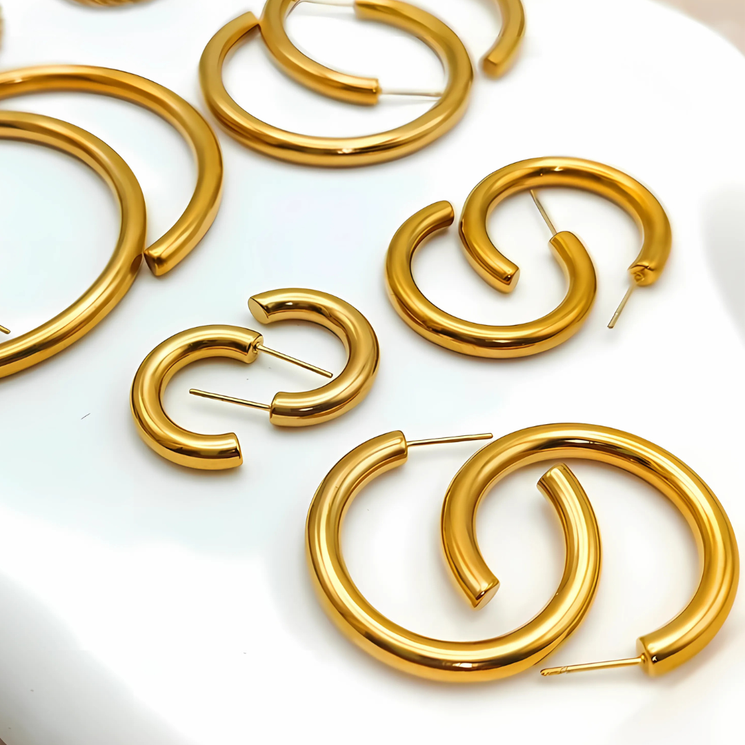 Hoop Earrings– Gold & Silver Sizes 20–50mm