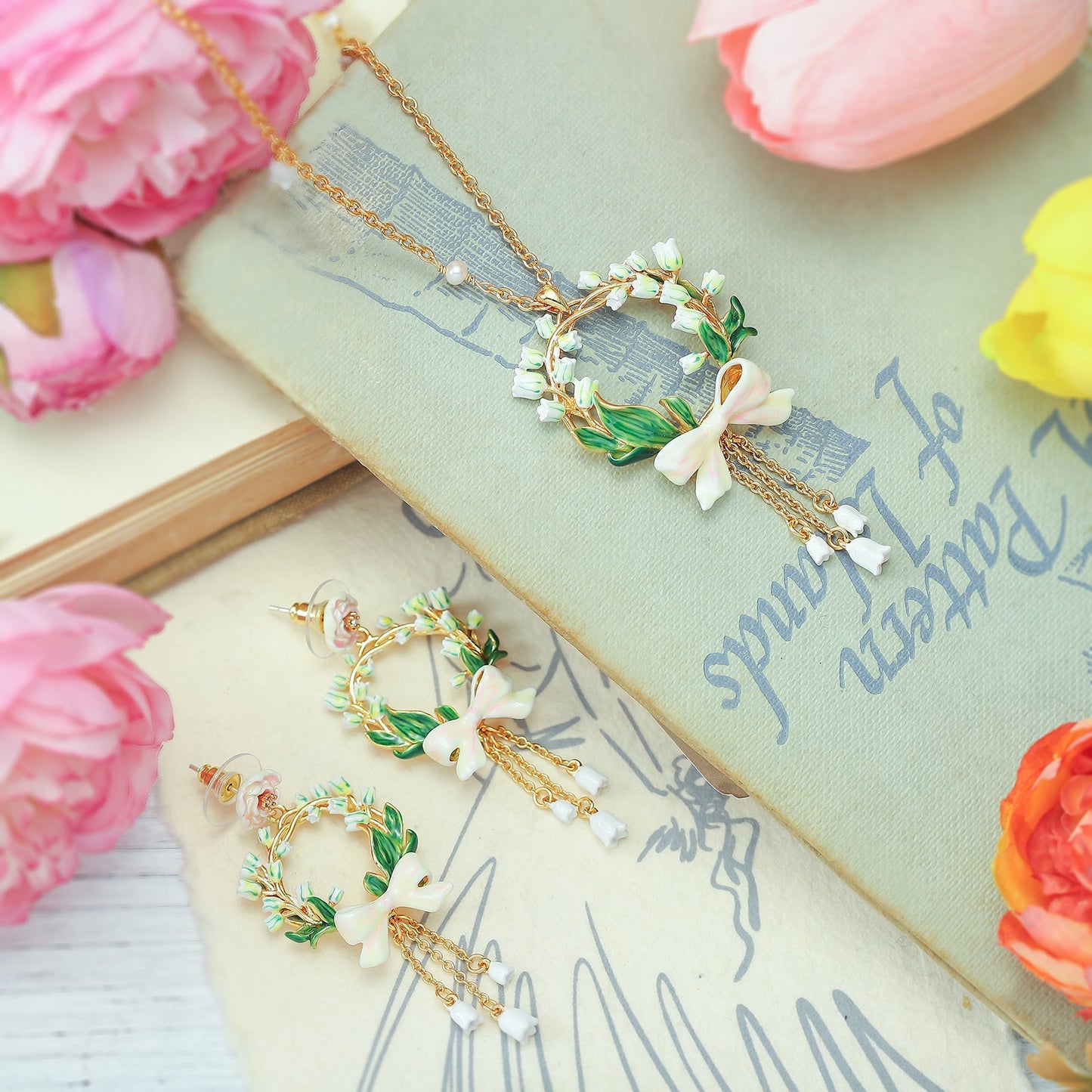Lily Of The Valley Bow Necklace