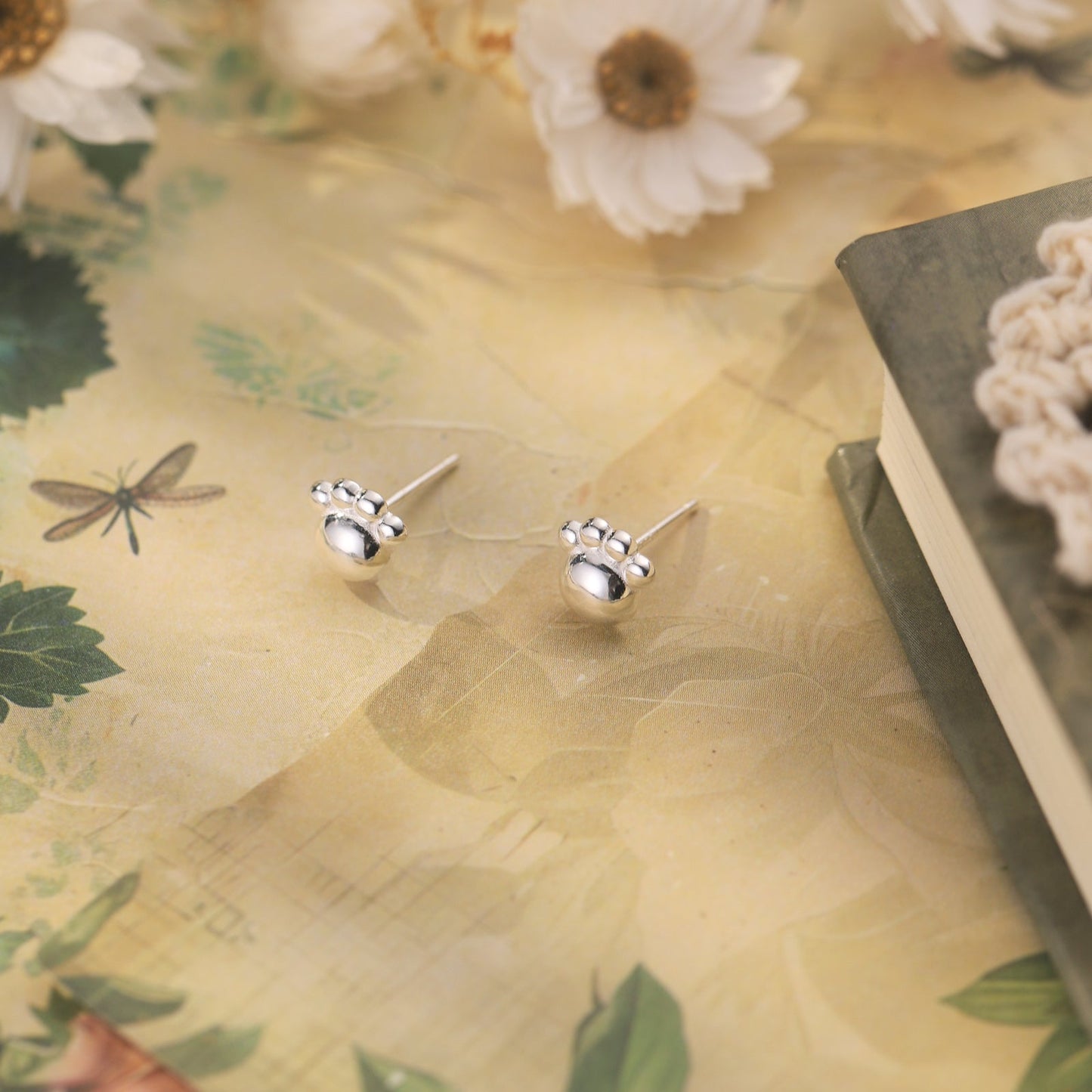 Cat Paw Stud Earrings