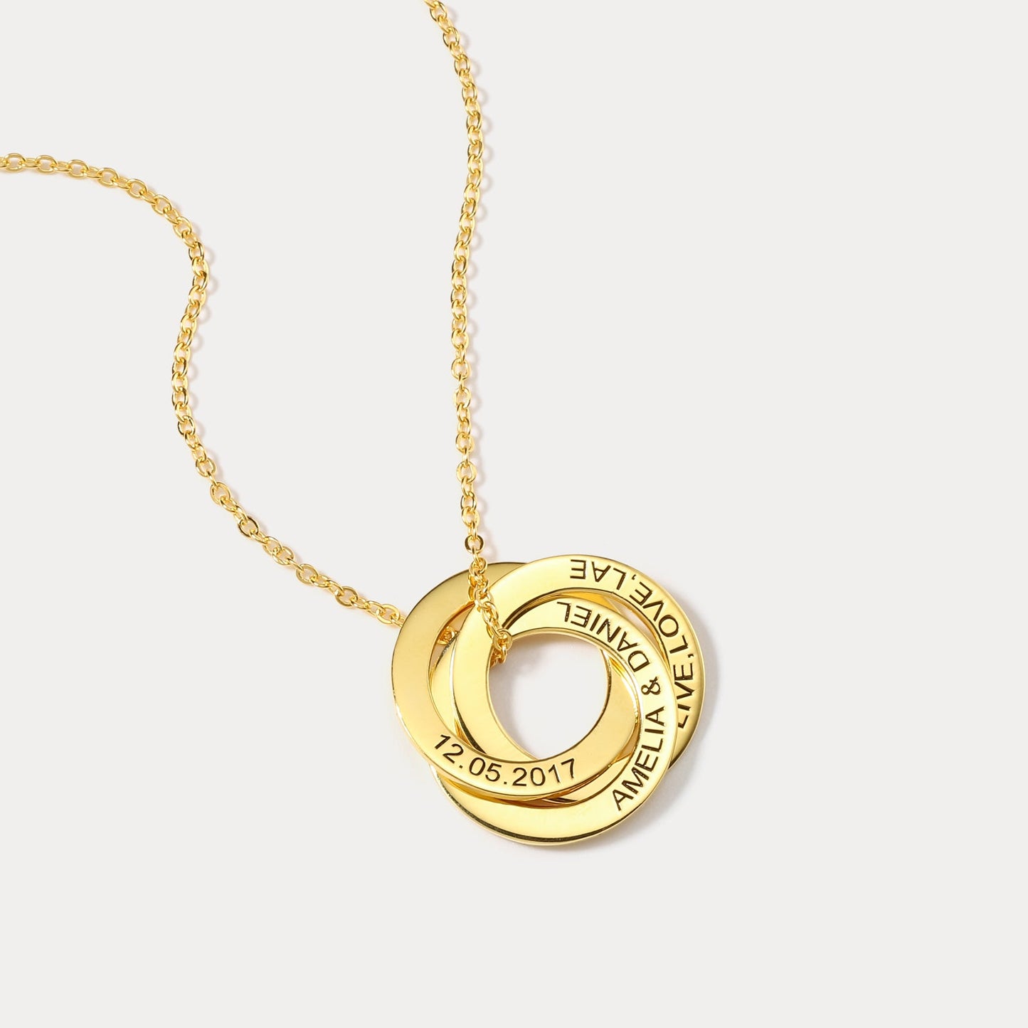 Interlink Circles Name Necklace