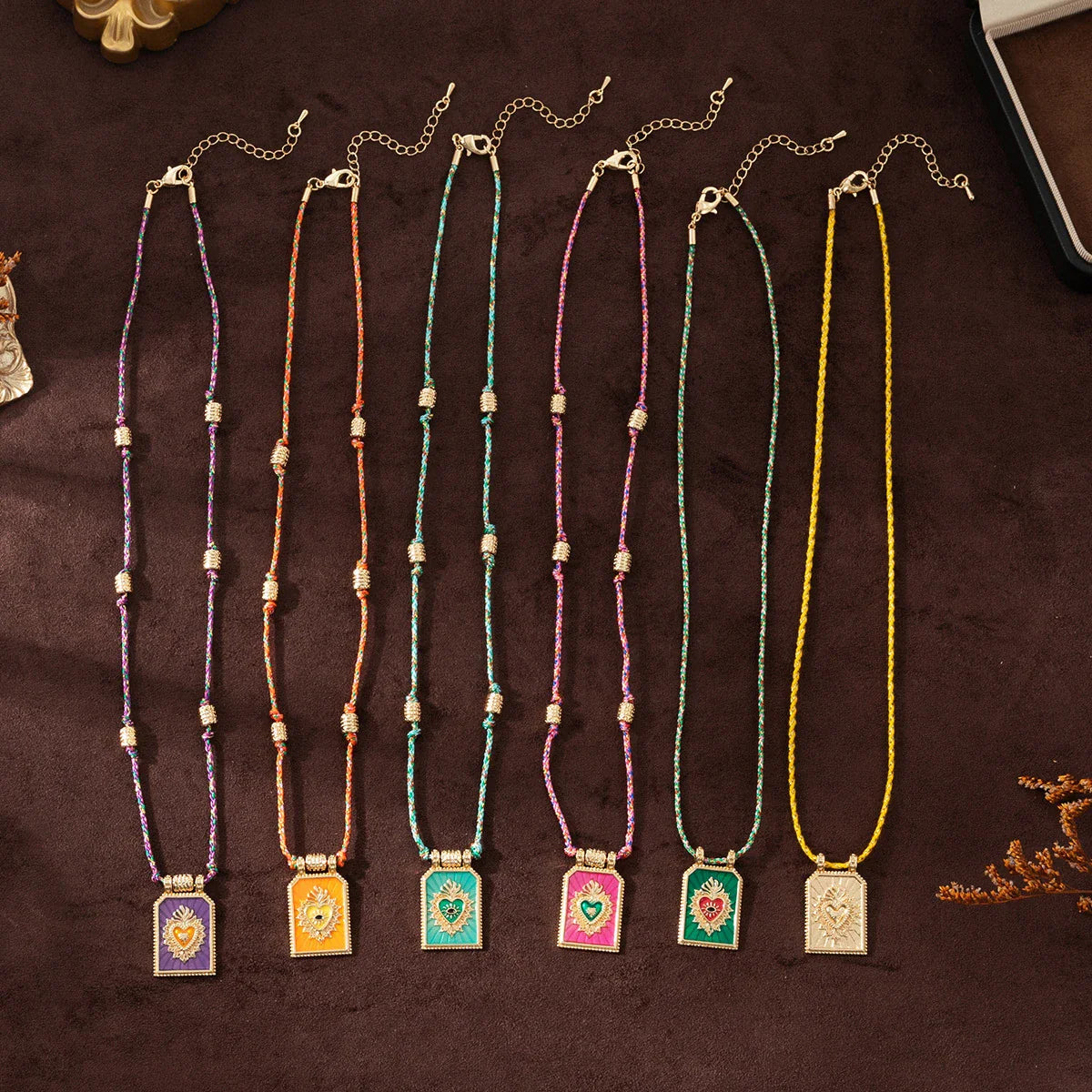 HEARTS OF DEVOTION - Tarot Necklace