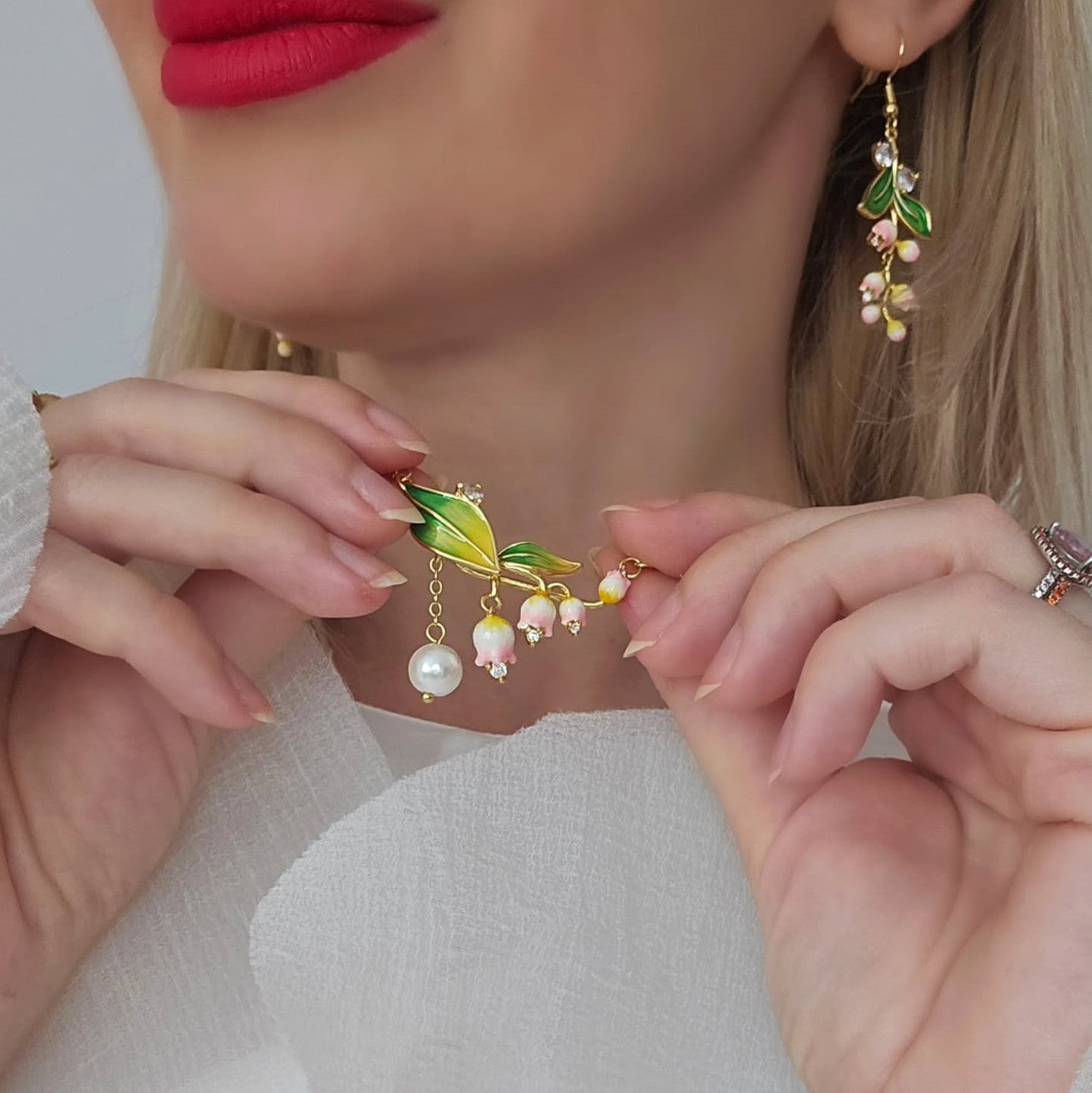 Lily Of The Valley Pearl Necklace