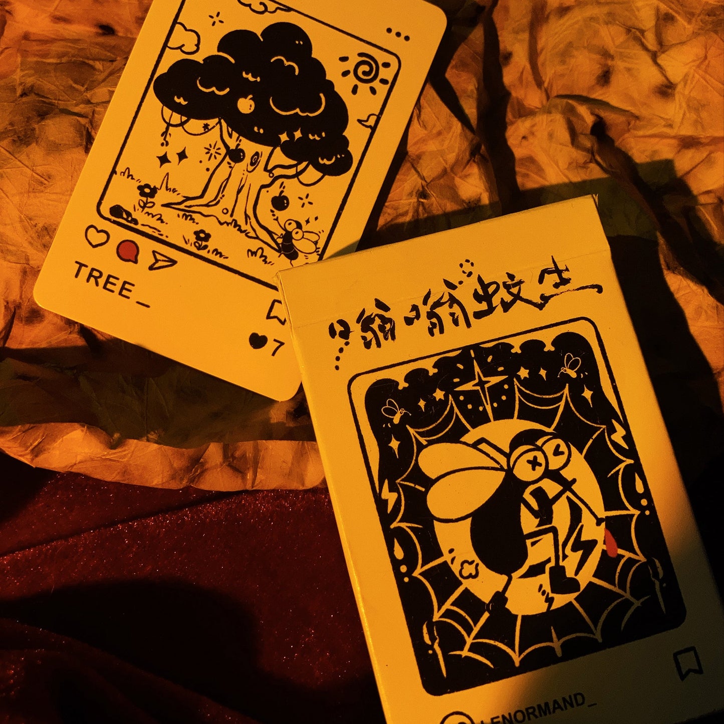 Buzzing Mosquito Tarot & Lenormand