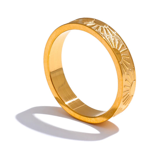 Sunbeam Engraved Gold Ring Band